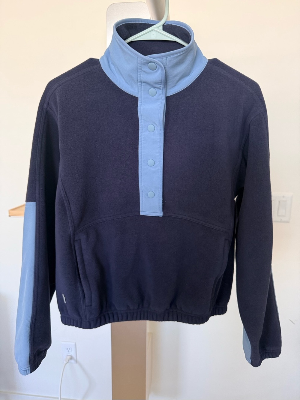 Athleta Overlook Microfleece Navy Pullover Sweatshirt